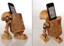 R2D2 iPhone dock combines art and technology