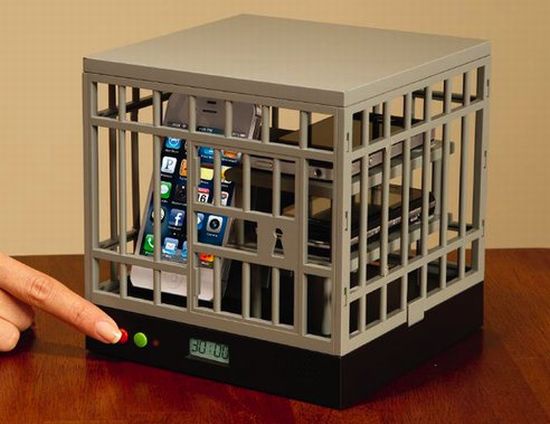 CELL LOCK-UP