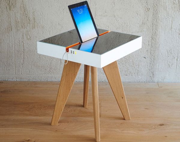 Light-Powered iPad charging Table