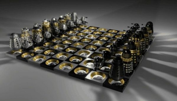 Dalek chess set