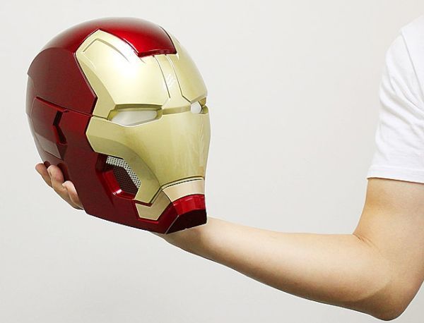 Iron Man Helmet Bluetooth Speaker 2