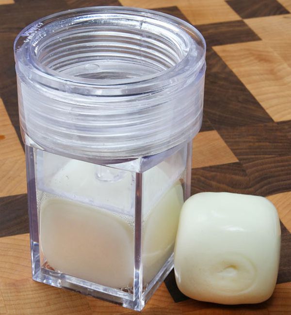 Egg cuber for square boiled eggs